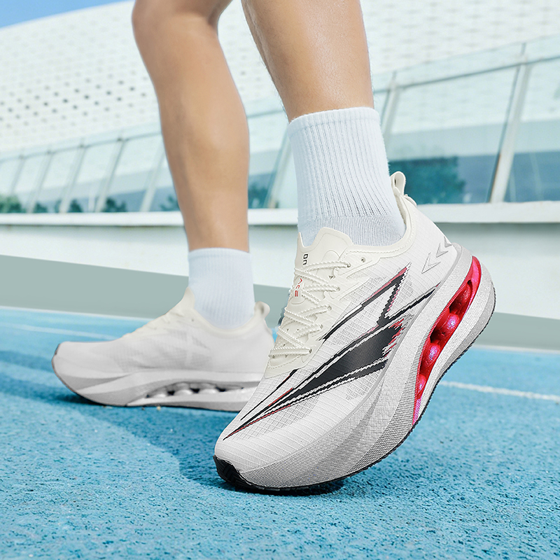 새로운 마라톤 레이싱 카본 플레이트 러닝화 통기성 메쉬 - Carbon Plate Marathon Racing Shoes 리뷰 및 가격